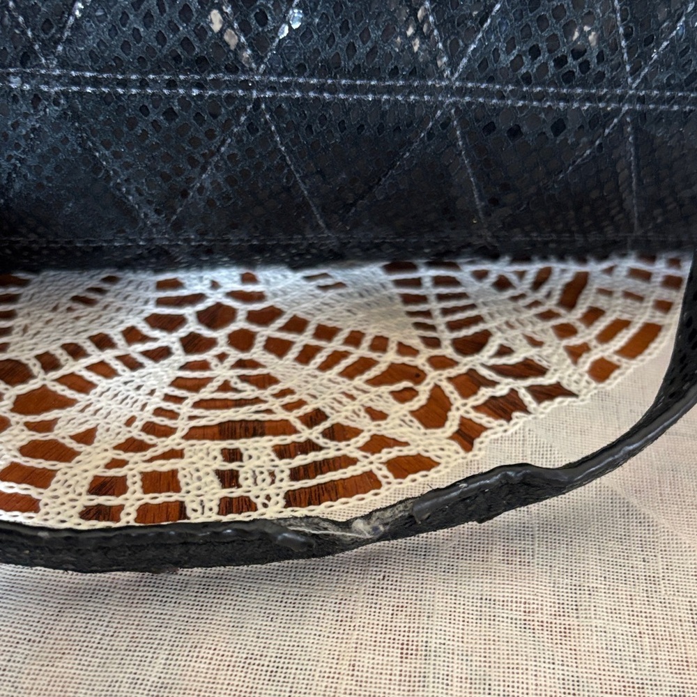 Michael Kors Susannah Black Quilted Gold Chain Shoulder Bag - Picture 4 of 8